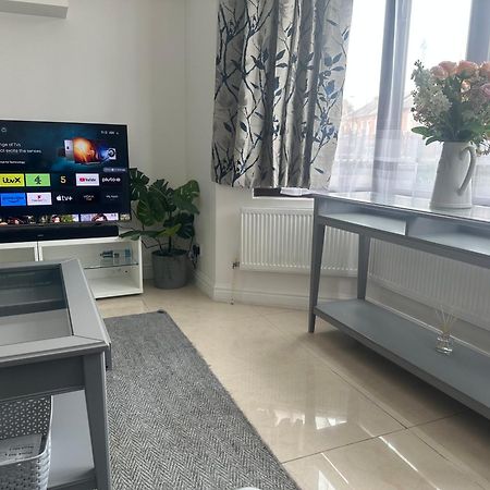 5 Bedroom House Se6 London Exteriör bild