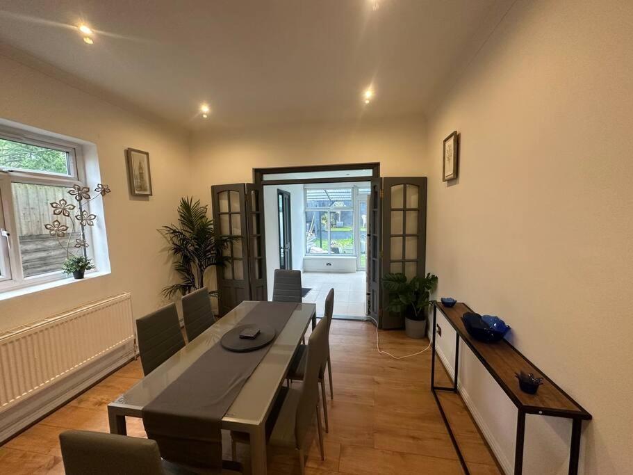 5 Bedroom House Se6 London Exteriör bild