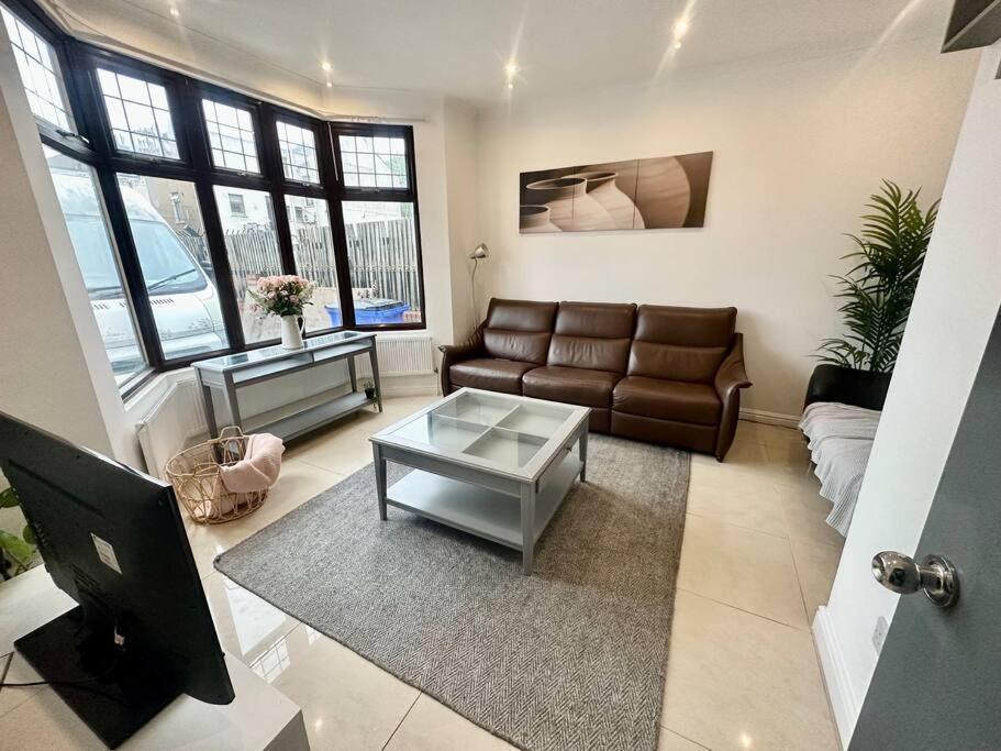 5 Bedroom House Se6 London Exteriör bild