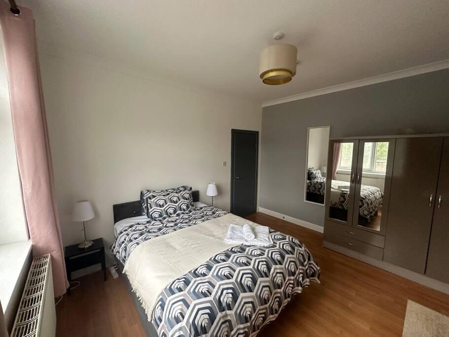 5 Bedroom House Se6 London Exteriör bild
